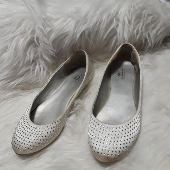 Cute - Picture 2 of 3